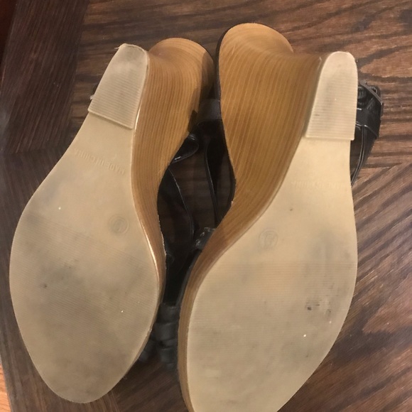 Banana republic black wedge - Picture 7 of 8